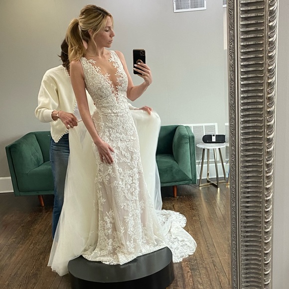 Pronovias DESSAY - Picture 14 of 16